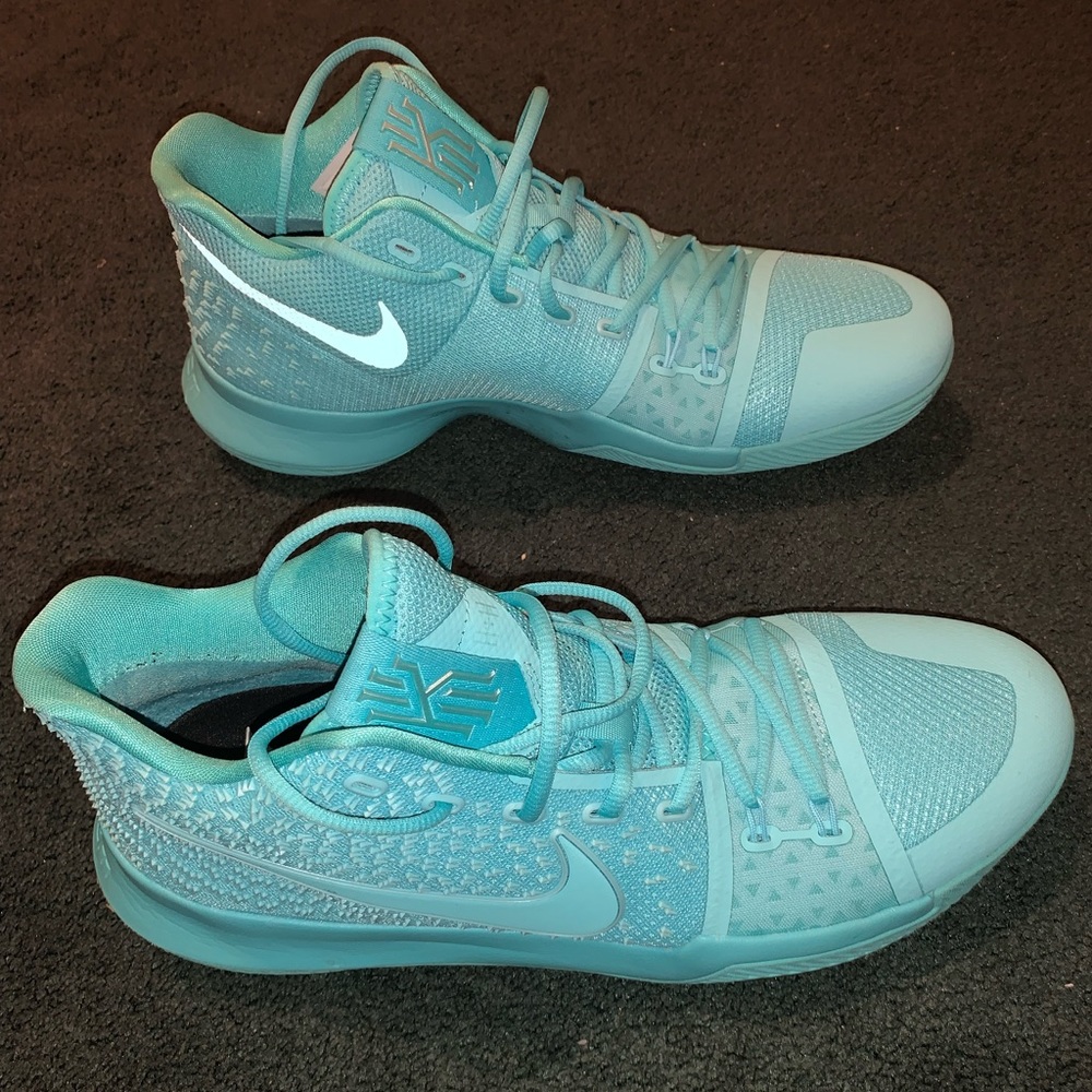 Kyrie 3